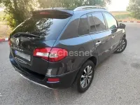 Usado Renault Koleos LIMITED 150 CV (110 kW) 2014 Negro SUV