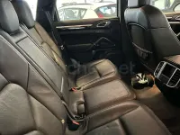 Usado Porsche Cayenne 245 CV (180 kW) 2012 Gris / plata SUV