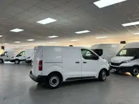 Usado Citroën Jumpy 101 CV (74 kW) 2020 Blanco Monovolumen