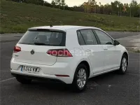 Usado VW Golf VII 115 CV (84 kW) 2019 Blanco Familiar