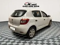 Usado Dacia Sandero Ambiance 75 CV (55 kW) 2015 Blanco Utilitario