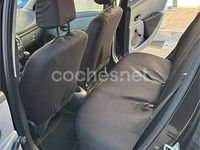 Usado Renault Clio II Privilege 85 CV (62 kW) 2006 Negro Berlina