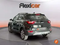 Usado Kia Stonic 101 CV (74 kW) 2025 Negro SUV