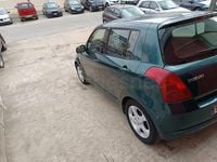 Usado Suzuki Swift GL 92 CV (67 kW) 2005 Verde Utilitario