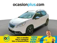 Usado Peugeot 2008 Allure 110 CV (80 kW) 2015 Blanco SUV