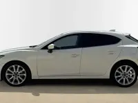 Usado Mazda 3 Luxury 150 CV (110 kW) 2015 Blanco Berlina