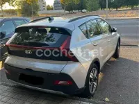 Usado Hyundai Bayon 100 CV (73 kW) 2021 Gris / plata SUV