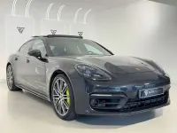 Usado Porsche Panamera 560 CV (411 kW) 2020 Gris / plata Utilitario