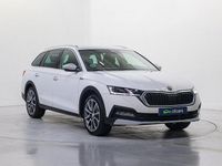 Usado Skoda Octavia 150 CV (110 kW) 2023 Blanco Familiar