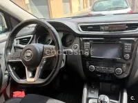 Usado Nissan Qashqai N-Connecta 115 CV (84 kW) 2018 Rojo SUV