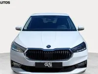 Usado Skoda Fabia Selection 116 CV (85 kW) 2025 Blanco Utilitario