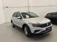 Usado VW Tiguan Life 150 CV (110 kW) 2021 Gris SUV