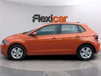 Usado VW Polo Advance 95 CV (69 kW) 2018 Naranja Utilitario