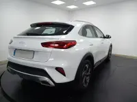 Usado Kia XCeed 121 CV (88 kW) 2022 Blanco SUV