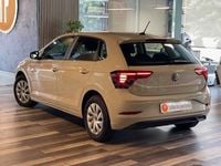 Usado VW Polo 95 CV (69 kW) 2022 Beige Utilitario