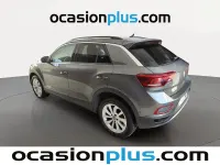 Usado VW T-Roc Life 110 CV (80 kW) 2024 Gris SUV