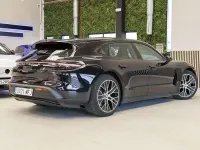 Usado Porsche Taycan Sport Turismo 303 kW (413 CV) 2023 Negro Familiar
