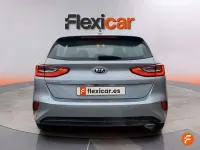 Usado Kia Ceed 101 CV (74 kW) 2021 Rojo Utilitario