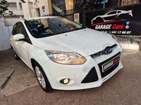 Usado Ford Focus Trend 115 CV (84 kW) 2014 Blanco Berlina