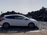Usado Ford Focus 125 CV (91 kW) 2014 Blanco Berlina