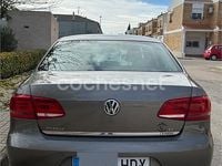 Usado VW Passat 105 CV (77 kW) 2011 Beige Berlina