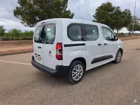 Usado Citroën Berlingo Live 102 CV (75 kW) 2022 Blanco Monovolumen