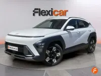 Usado Hyundai Kona 105 CV (77 kW) 2024 Blanco SUV
