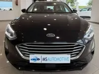 Usado Ford Focus Trend+ 120 CV (88 kW) 2020 Negro Familiar