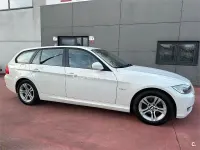 Usado BMW 318 143 CV (105 kW) 2010 Blanco Familiar