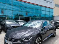 Usado VW Arteon R-line 200 CV (147 kW) 2022 Gris Familiar