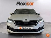 Usado Skoda Scala Ambition 110 CV (80 kW) 2021 Blanco Utilitario