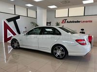 Usado Mercedes C220 Avantgarde 170 CV (125 kW) 2011 Blanco Berlina