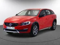 Usado Volvo V60 CC Summum 190 CV (139 kW) 2016 Rojo Familiar