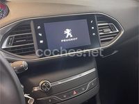 Usado Peugeot 308 Allure 110 CV (80 kW) 2019 Blanco Berlina