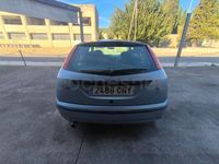 Usado Ford Focus Trend 100 CV (73 kW) 2004 Azul Berlina