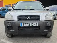 Usado Hyundai Tucson Style 112 CV (82 kW) 2005 Gris / plata SUV