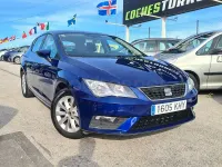 Usado Seat Leon Style 110 CV (80 kW) 2018 Azul Berlina