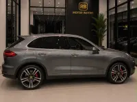 Usado Porsche Cayenne Turbo 520 CV (382 kW) 2014 Gris / plata SUV