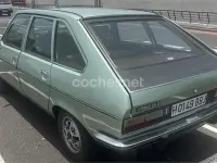 Usado Renault R25 103 CV (75 kW) 1986 Verde Utilitario