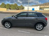 Usado Audi Q2 Sport 116 CV (85 kW) 2019 Gris / plata SUV