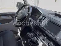 Usado VW Caravelle 102 CV (75 kW) 2018 Amarillo Van