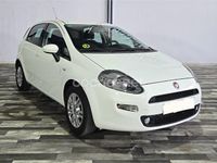 Usado Fiat Punto Pop 75 CV (55 kW) 2015 Blanco Utilitario