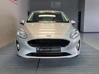 Usado Ford Fiesta Trend+ 86 CV (63 kW) 2018 Gris Utilitario