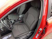 Usado Hyundai i30 120 CV (88 kW) 2021 Rojo Berlina