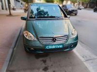 Usado Mercedes A160 95 CV (69 kW) 2005 Azul Utilitario
