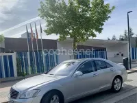 Usado Mercedes S500 306 CV (225 kW) 2006 Gris / plata Berlina