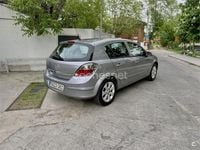 Usado Opel Astra Energy 100 CV (73 kW) 2008 Gris / plata Berlina
