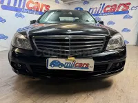 Usado Mercedes C180 Avantgarde 156 CV (114 kW) 2009 Negro Berlina