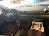 Usado Mazda 3 Sportive 109 CV (80 kW) 2005 Negro Berlina