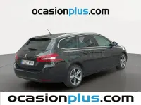 Usado Peugeot 308 SW Allure 120 CV (88 kW) 2017 Negro Familiar